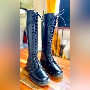 Dr Martens vintage 20 eye - made in England